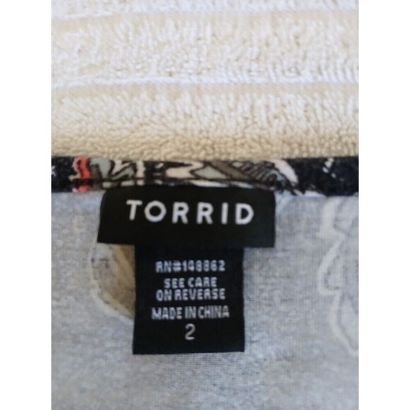 Torrid Women's Floral Short Sleeve Button Up Babydoll Tunic Top Plus Size 2 2X - Picture 12 of 13